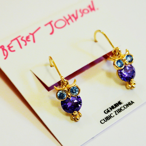 Betsey Johnson Jewelry - Betsey Johnson Crystal Owl Earrings 🎉Host Pick🎉